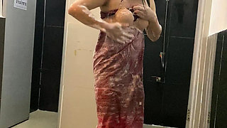 FN112 I'm happily taking a bath.