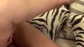 BBW gets fucked and fisted in a threesome