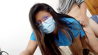 Nurse Waiting for the Doctor to Fuck! the Doctor Did Not Arrive, Then a Stranger Came in and They Fucked Intensely!