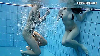 Andrea and Monica but also Janka get horny in the pool
