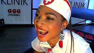 Black nurse who loves the taste of bukkake