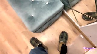 Feel the heat of a wild passionate mirror oral thrill with curvy intensity