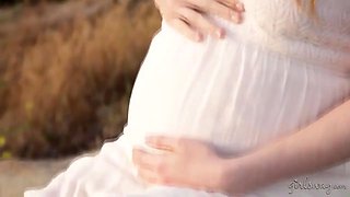 Pregnant lesbian sex - Karla Kush and Mona Wales