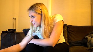 Emo Teen Becka Solo Webcam Masturbation Porn