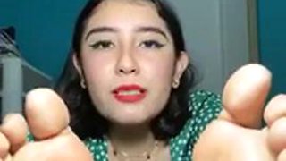 Latina teased her feet on live: Amateur, Babe  Solo Porn
