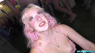 Baby Doll From the UK Is Ready for Some Deepthroating