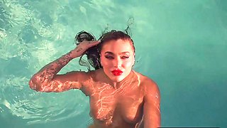 Big ass stunning beauty strips in a pool