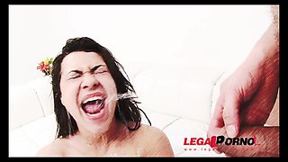 Klara Gold Anal Pissing Video SZ356