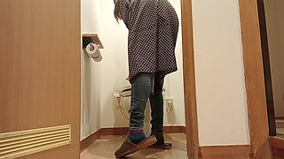 Toilet 1 Night 2 Days