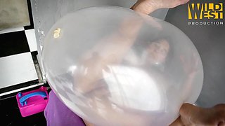 Squirt and Ride to Pop Big Crystal Balloon