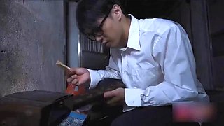 Otaku gets the moonlight treasure box