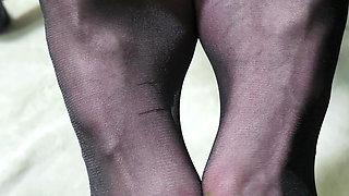 Goode Girl POV JOI sitting in black pantyhose and smoking she gives you foot fetish worship instructions
