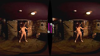 Locked Up Lola - Dark Fantasy Brought To Life In Virtual Reality