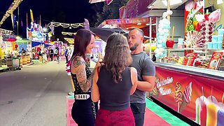 Sienna discovers voyeurism with Pam... - Jacquie et Michel TV