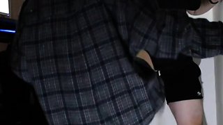 Amateur Foot Fetish Girlfriend Sucks and gives a Footjob