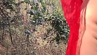 Indian Aunty Fucked Hard by His Friend in Jungle Outdoor Hindi Sex Video