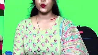 RICH GIRL FUCKING HARD IN JUNGLE (HINDI ROLEPLAY AUDIO)