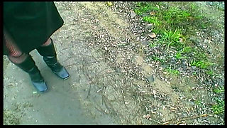 Red Head Teen Girl Pissing Outdoor
