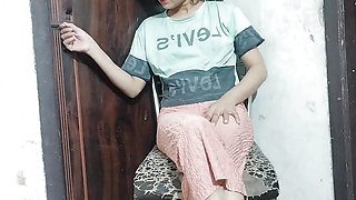 Cute girl ko hotel me jabar dasti pela