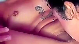 Expert Tongue Discovering Virgin Pussy