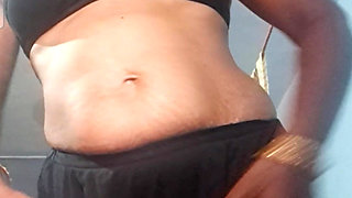 Tamil Aunty Fingering and Urine Passing