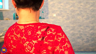 Big Booty Granny Nata Is Wearing a Butt Plug at the Office