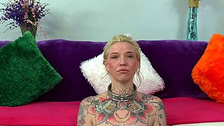 Kitt Jones - Naughty Blonde