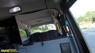 Faux taxi laTina Babe lisa gali is so so crazy