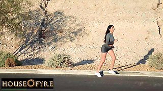Busty Joggers looking to fuck Strangers