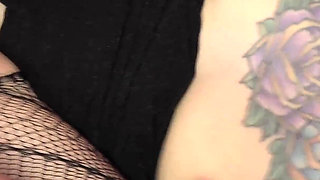 Lizzie Gets a Facial From a Cheating Husband