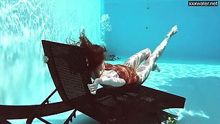 Very hot blonde movie with pin-up Mia Split from Underwater Show