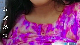Desi Cute Aunty Video Call Sex Chat, Fingerings on Video Call