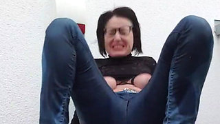 Squirt in Jeans