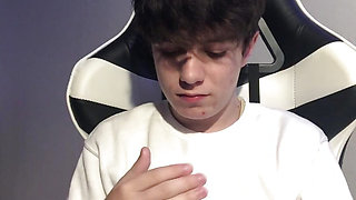 Jerking Off My Hard Gamer Cock After College