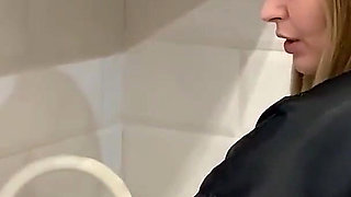 Fucked Stepmom in the car after driving lessons