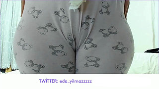 Camel Toe in Pajamas Close up