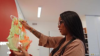 Pounding Paris™ Tight Pussy With Manuel Ferrara, Paris The Muse - Brazzers