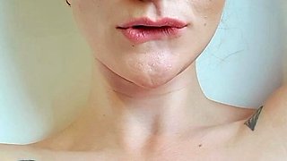 Amateur Big Boobs jerks Big Dick