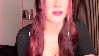 Libertine française se fait baiser hard devant son mari