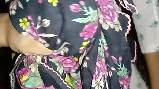 Indian Girlfriend Puja Rani 41 Years Old beautiful Sexy Cute girlfriend she have Tight hairy pussy and she is so horny girl