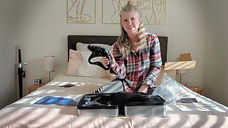 Unboxing the Ueros Nexus Sex Machine