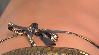 Sasha Pearl Vs John Legendary