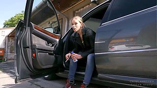 Minnie Manga Smoking In The Car And Spitting