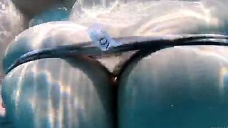 amateur lovebi flashing ass on live webcam