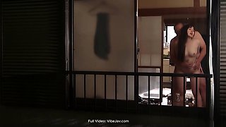 Hot amateur asian couple goes hardcore