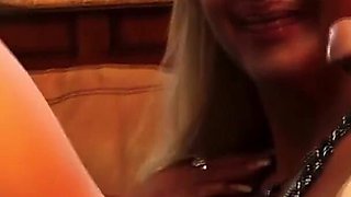Horny Swingers Kristi Klenot & Samantha Bond Swap Cum in Wild Group Facial!