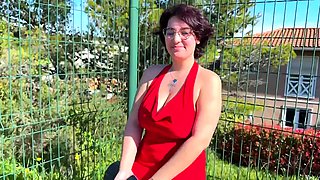 Oletsha, 26, mistress of a hotel in Nancy! - Jacquie et Michel TV