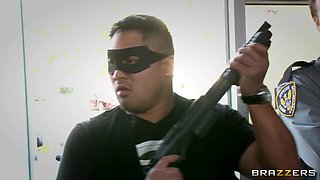 Wonder Pussy With Ramon Nomar, Molly Bennett - Brazzers