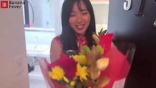 Hot Korean ABG Elle Lee Gets Her Lunar New Year Present from Her Chinese Fan - BananaFever