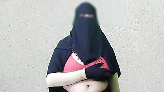 Indian beautiful housewife life story